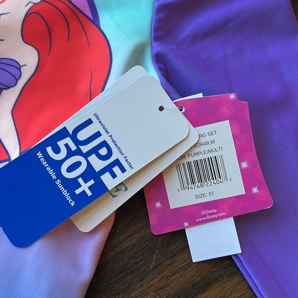 Mermaid bathing suit size 5T - Picture 2 of 5